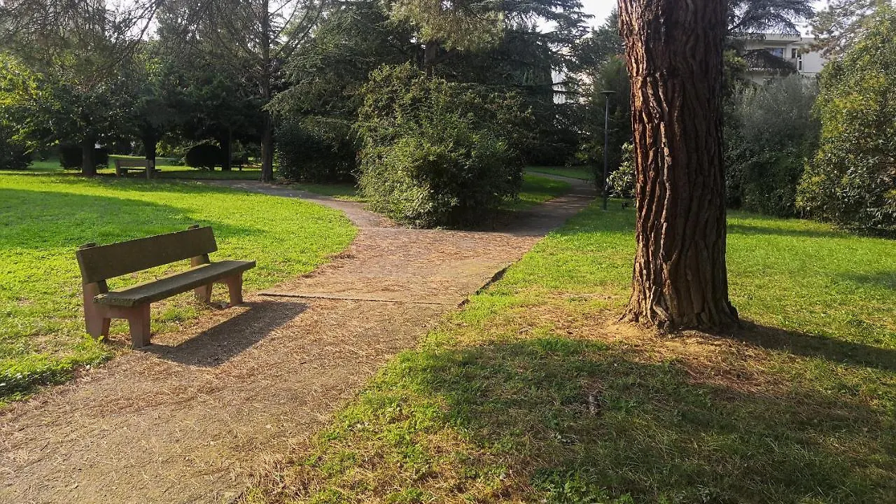 Appartement Toulouse Blagnac Meet Aeroport 5 Min Tramway A 6 Min Free Parking Proche De Toutes Commodites Belle Terrasse Apartamento